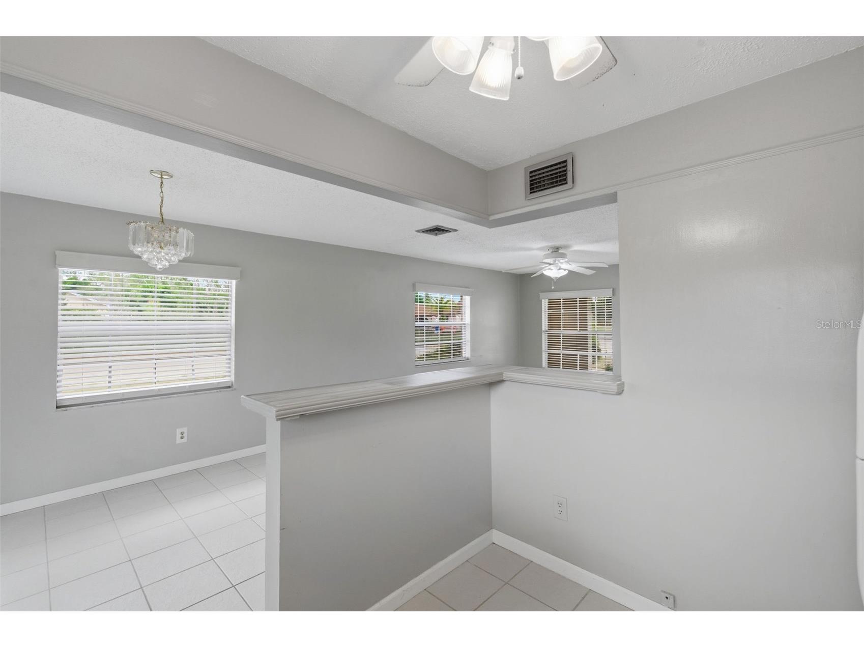 9992 86th Street Seminole FL 33777 TB8493683 image15