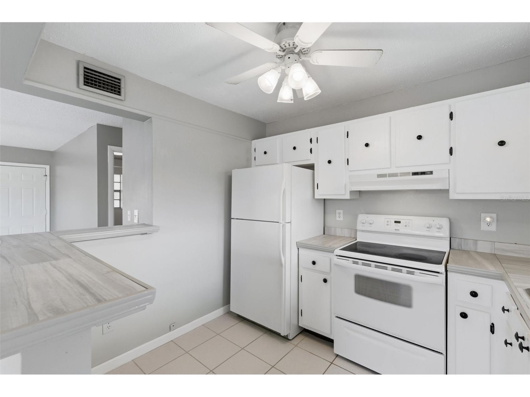 9992 86th Street Seminole FL 33777 TB8493683 image17