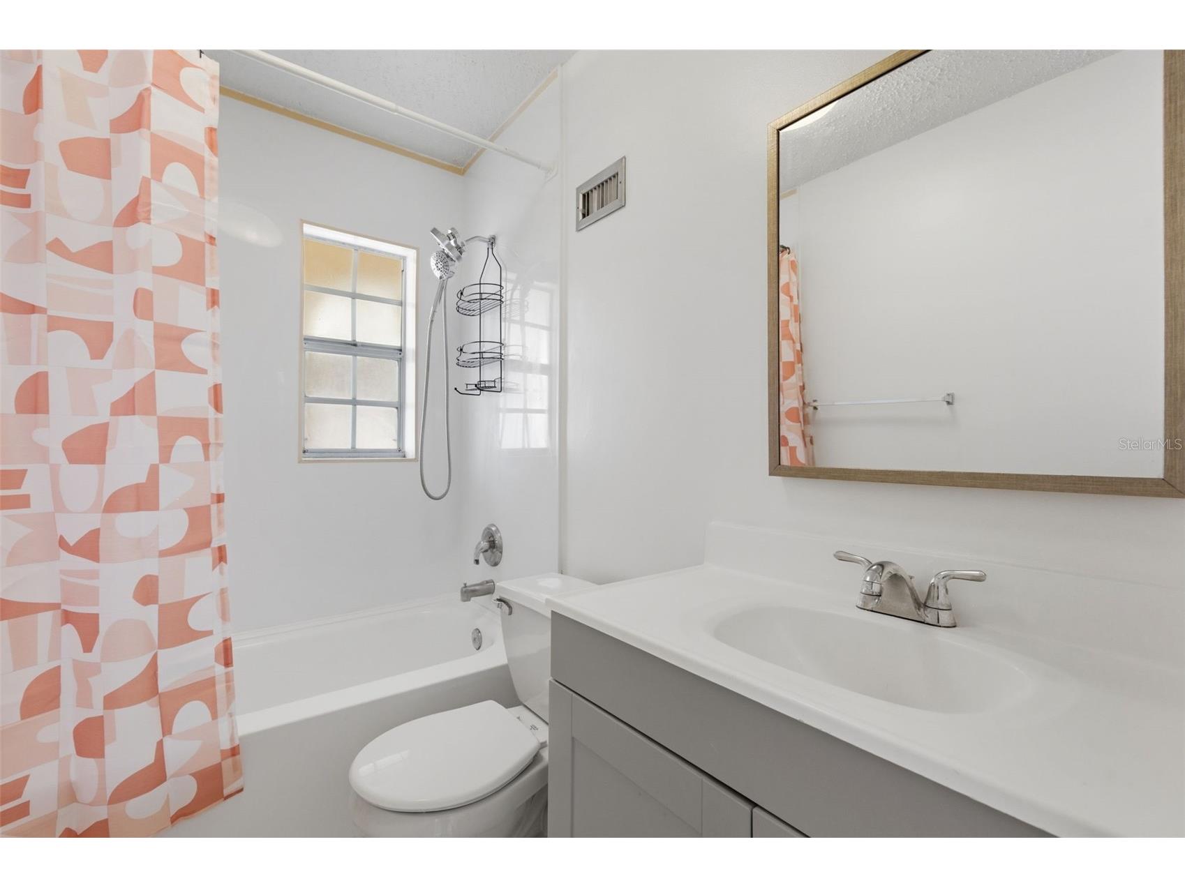 9992 86th Street Seminole FL 33777 TB8493683 image20