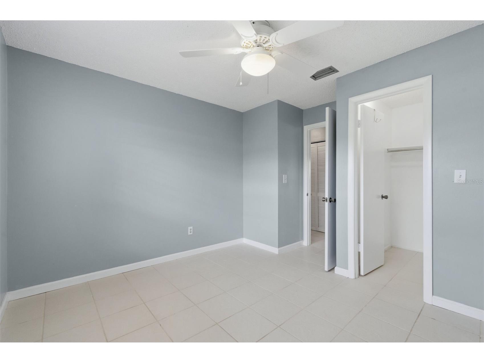 9992 86th Street Seminole FL 33777 TB8493683 image33