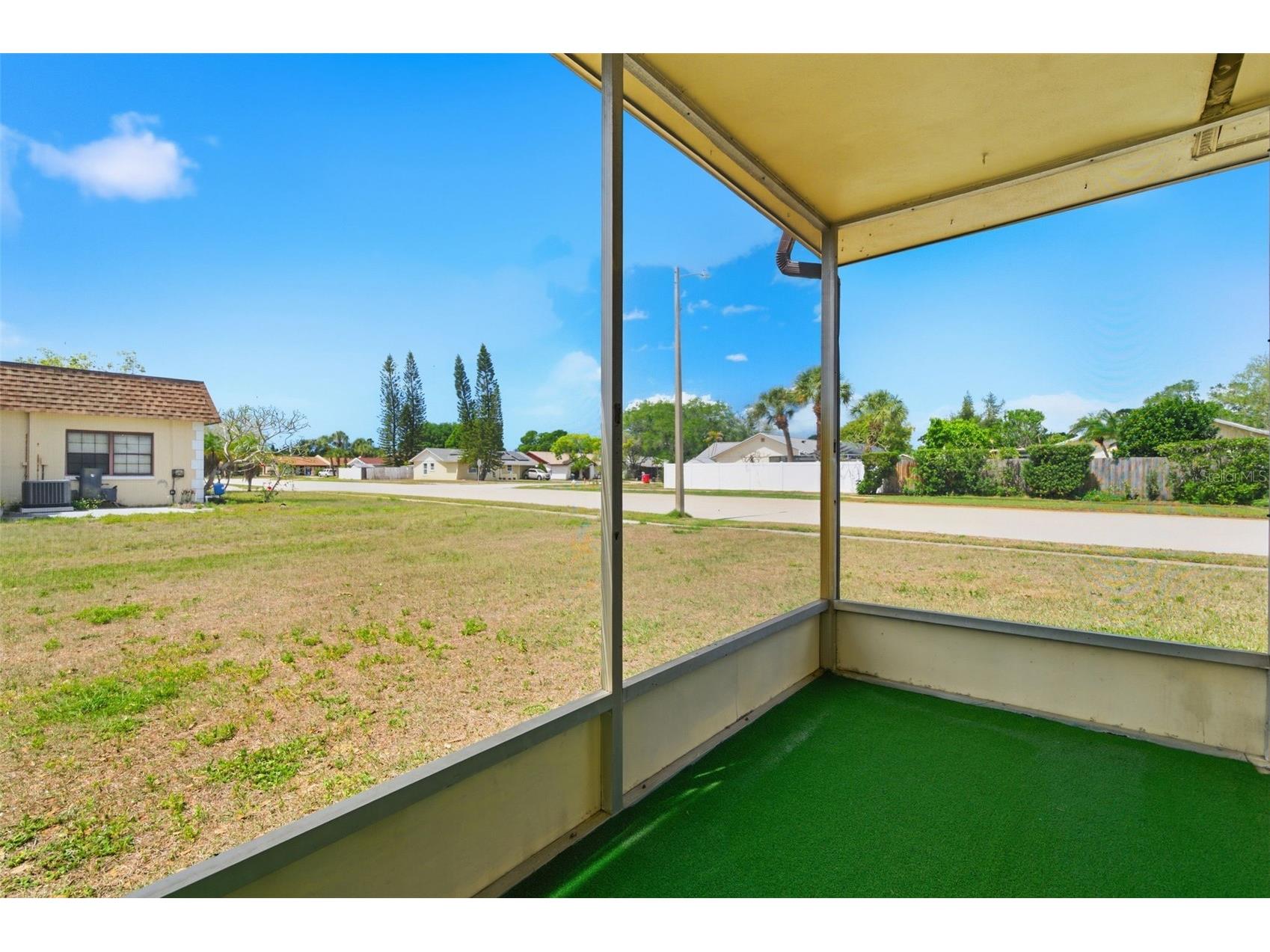 9992 86th Street Seminole FL 33777 TB8493683 image37