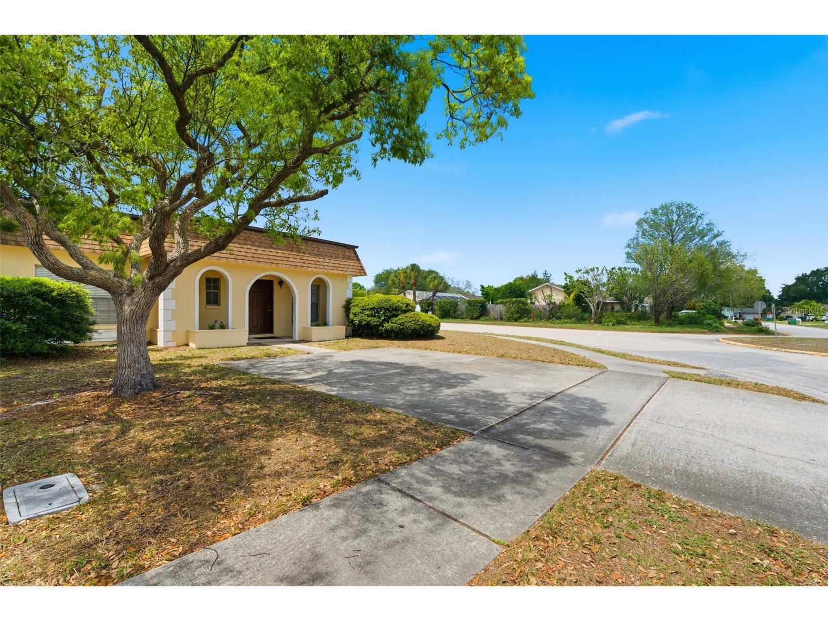 9992 86th Street Seminole FL 33777 TB8493683 image40