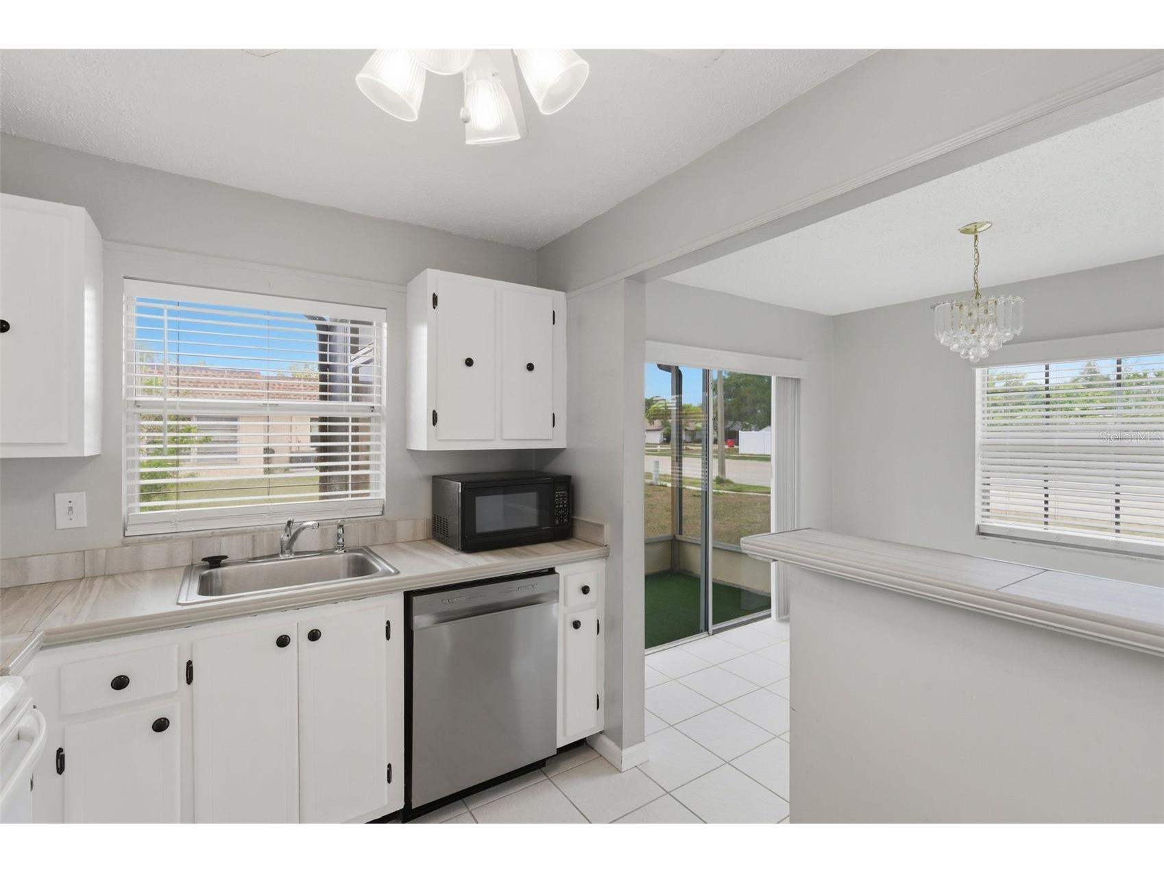 9992 86th Street Seminole FL 33777 TB8493683 image5