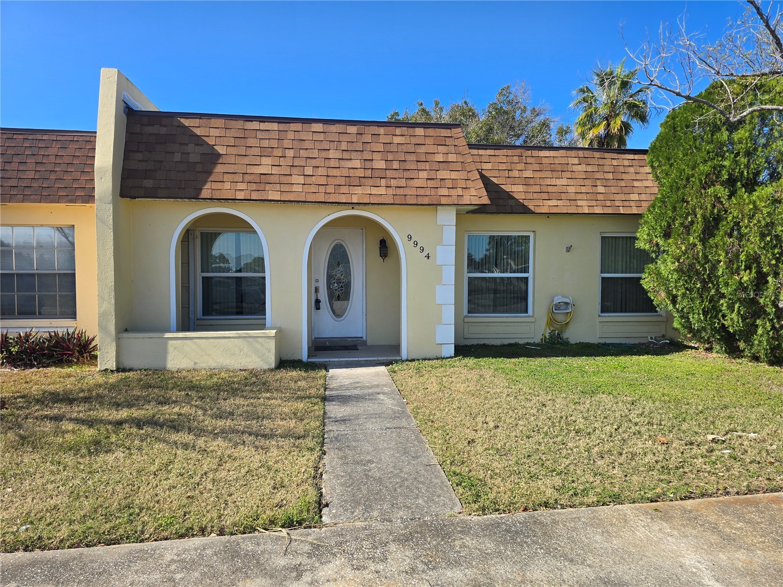9994 83rd Street N Seminole FL 33777 TB8460717 image1
