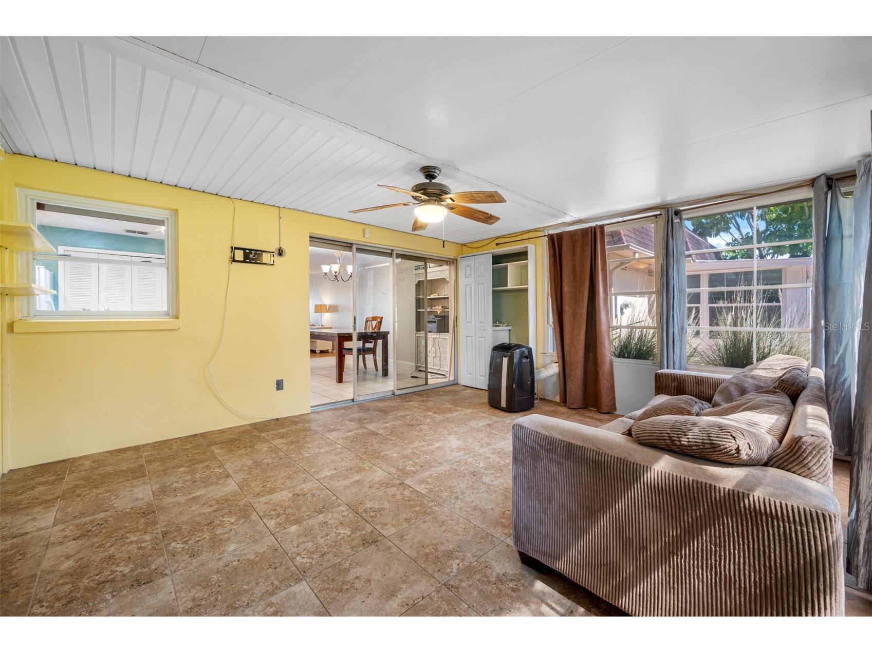 9994 83rd Street Seminole FL 33777 TB8460717 image15