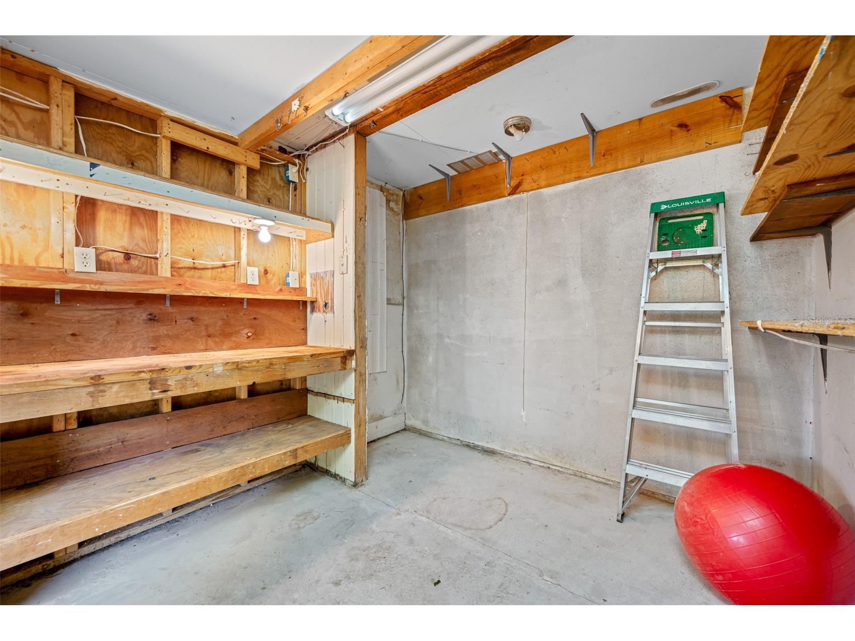 9994 83rd Street Seminole FL 33777 TB8460717 image18