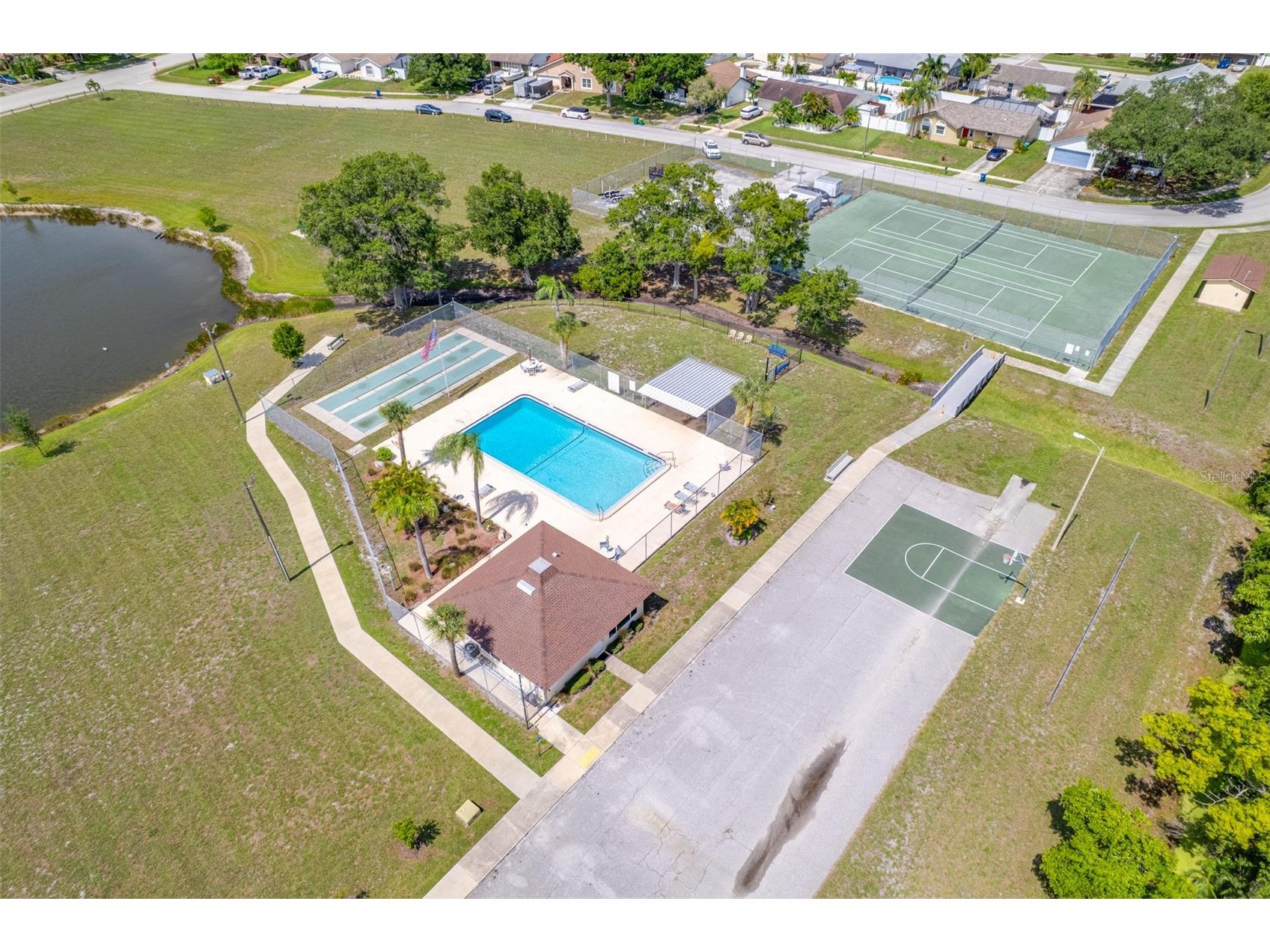 9994 83rd Street Seminole FL 33777 TB8460717 image26