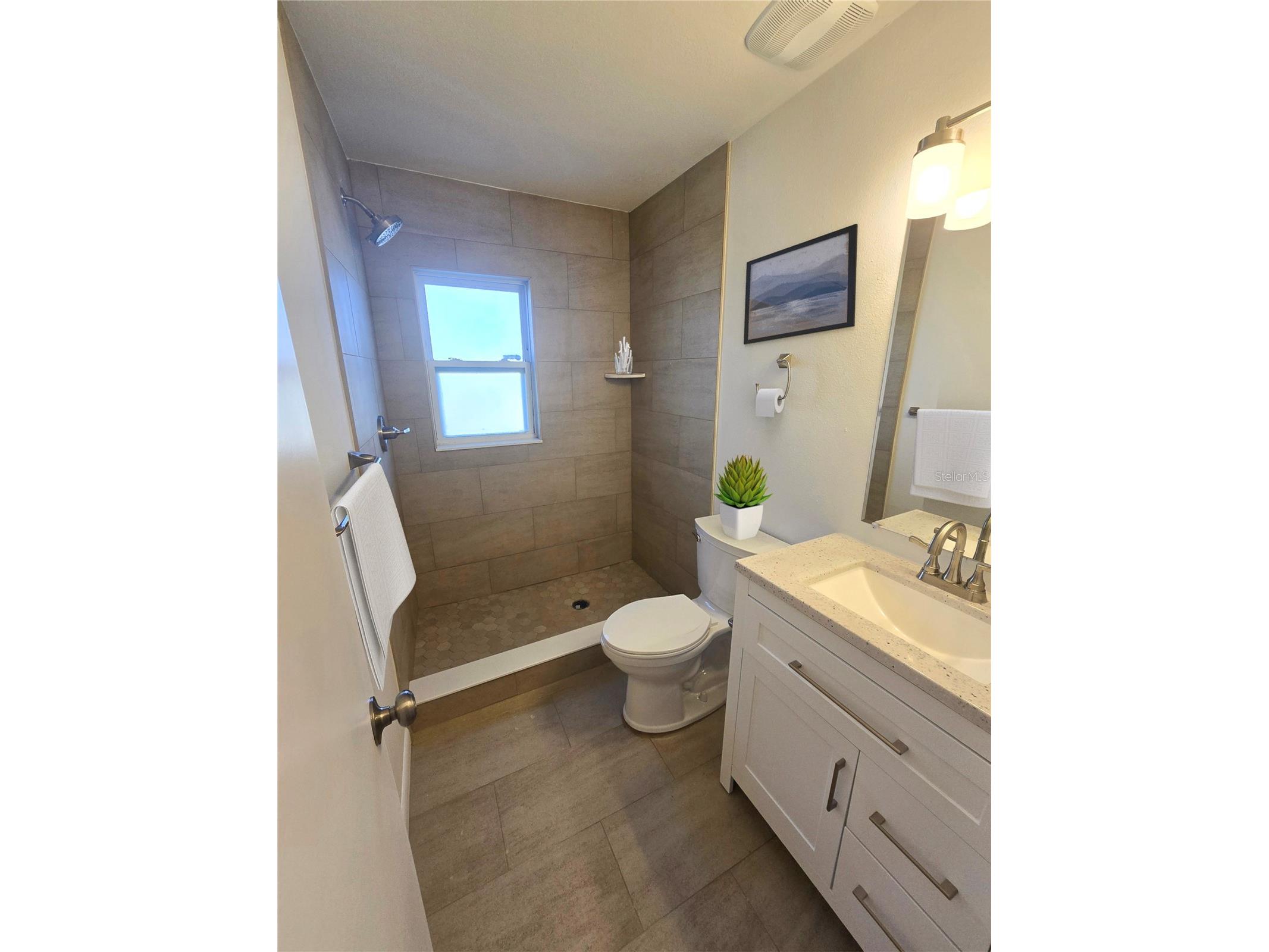 9994 83rd Street Seminole FL 33777 TB8460717 image5