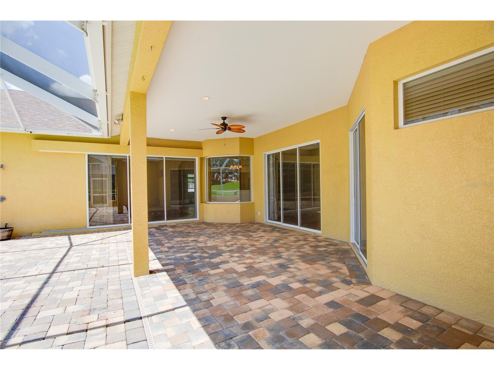 9996 Cherry Hills Avenue Circle Bradenton FL 34202 A4683792 image10