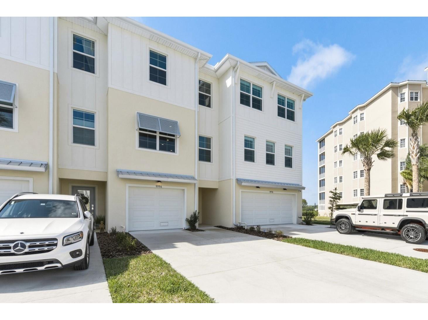 9996 Key Haven Road Seminole FL 33777 - LONG BAYOU A4686251 image1