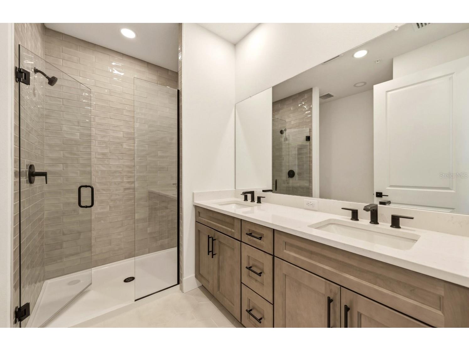 9996 Key Haven Road Seminole FL 33777 - LONG BAYOU A4686251 image36