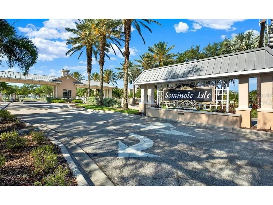 9996 Key Haven Road Seminole FL 33777 - LONG BAYOU A4686251 image4