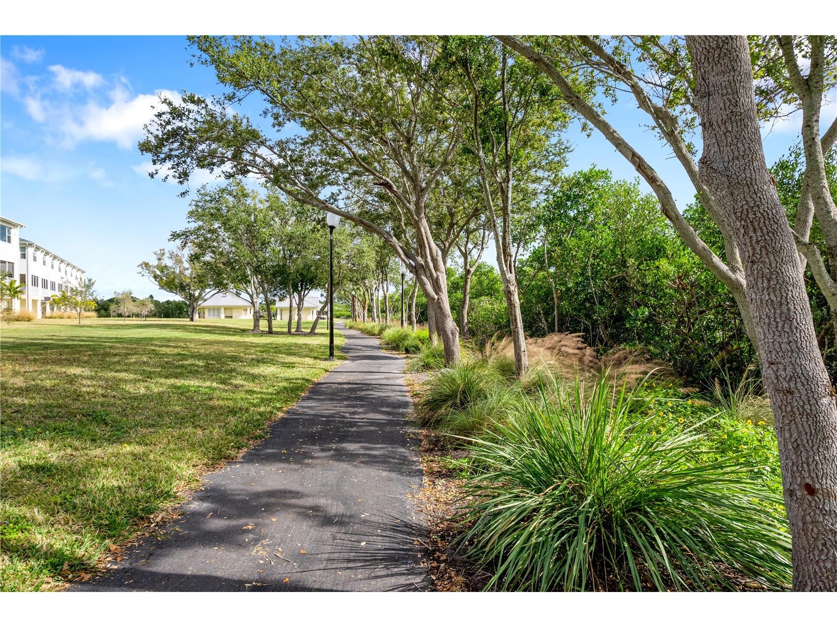 9996 Key Haven Road Seminole FL 33777 - LONG BAYOU A4686251 image48