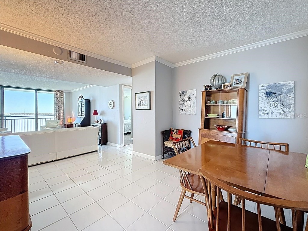 Key Capri Key Capri #301 Treasure Island FL 33706 TB8457372 image14