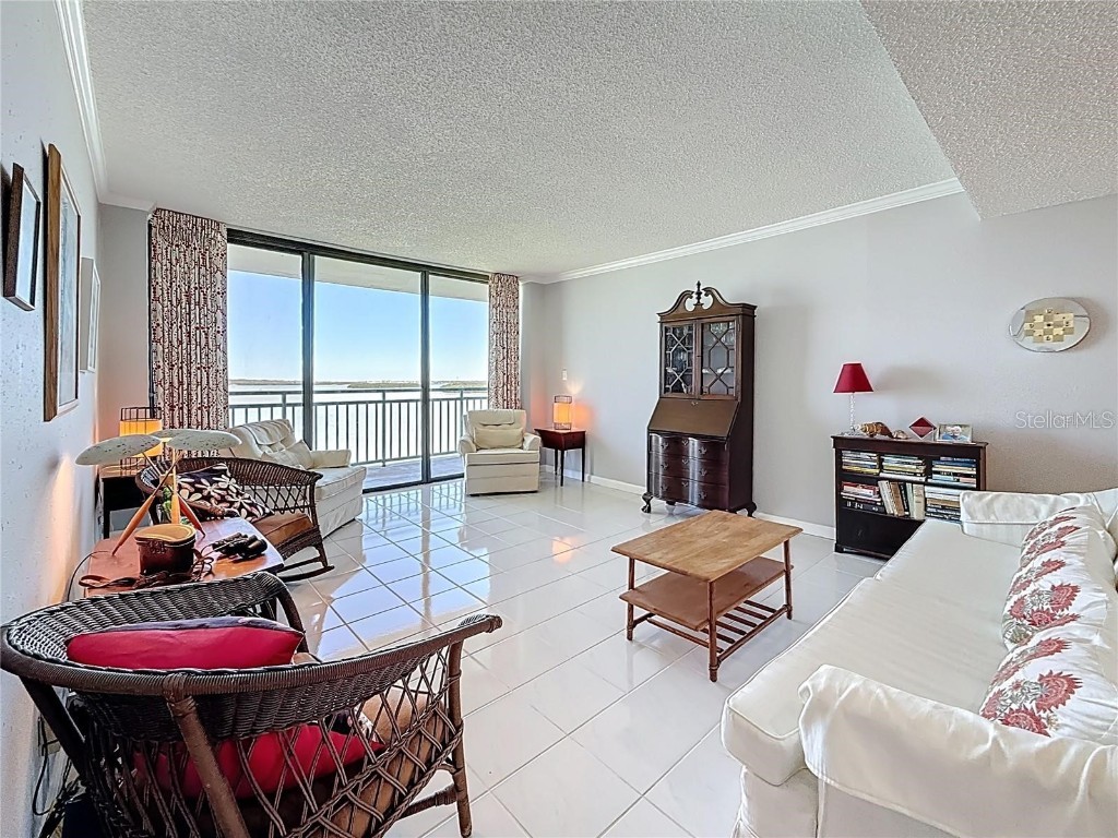 Key Capri Key Capri #301 Treasure Island FL 33706 TB8457372 image18