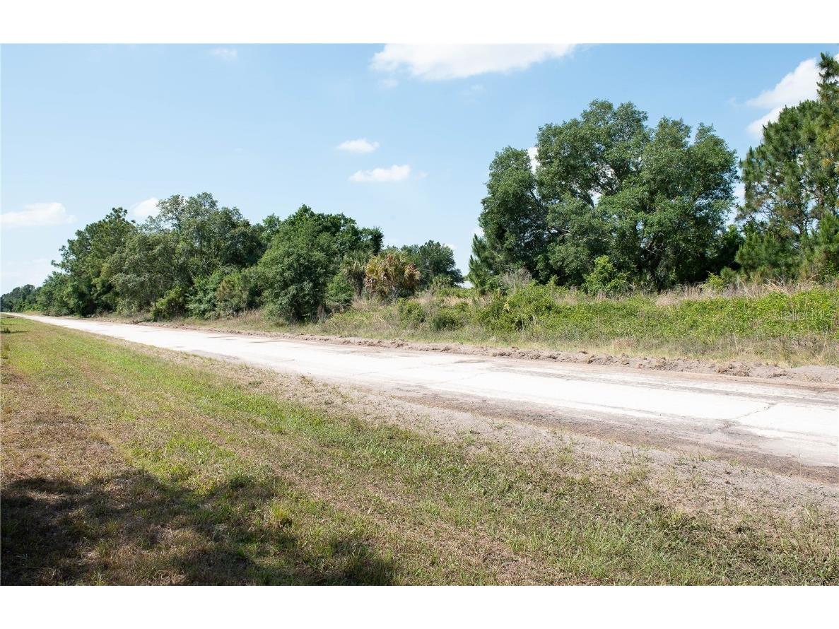 Lot 13 & 14 Constitution Drive North Port FL 34291 C7517404 image10