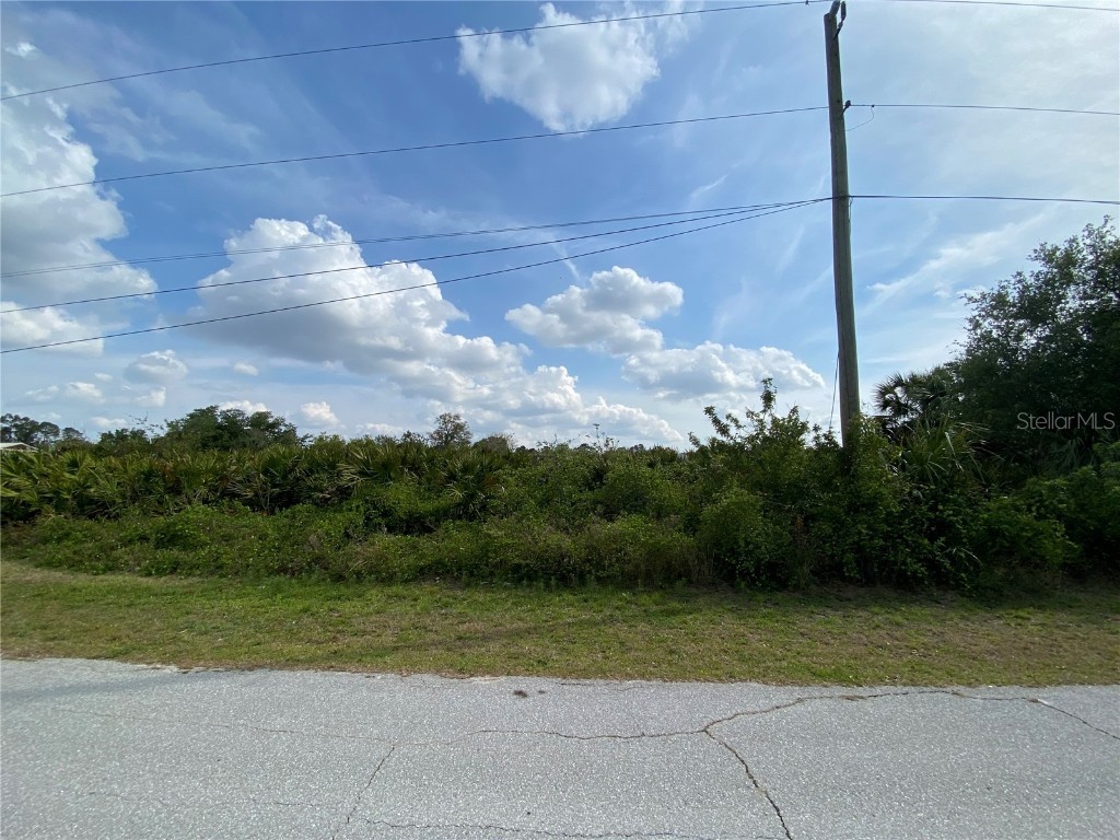 Lot 20 & 21 Americana Avenue North Port FL 34291 A4645869 image3