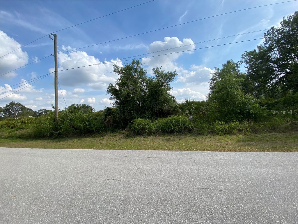 Lot 20 & 21 Americana Avenue North Port FL 34291 A4645869 image4