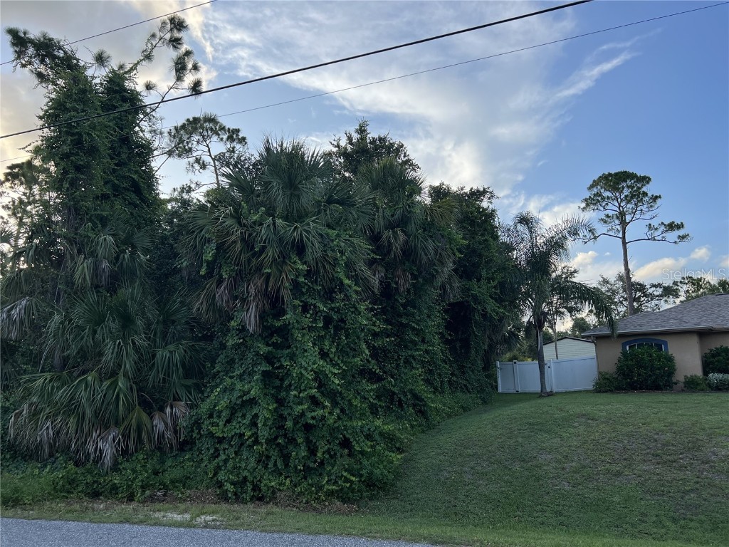 Lot 24 Stairway Avenue North Port FL 34288 D6131695 image1