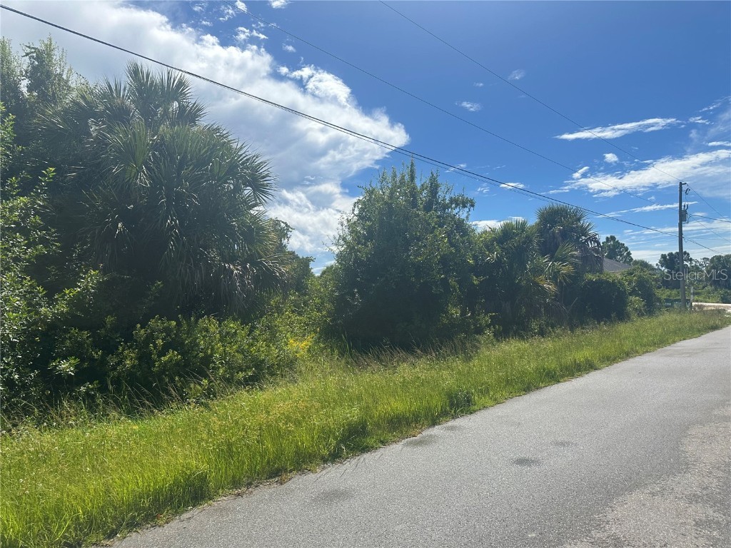 Lot 7 Colorade Avenue North Port FL 34286 A4618982 image1