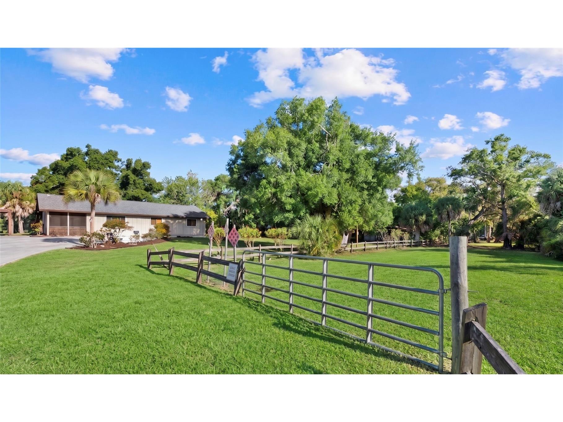 Lot 8 & 9 Nutmeg Avenue Sarasota FL 34231 A4694121 image4