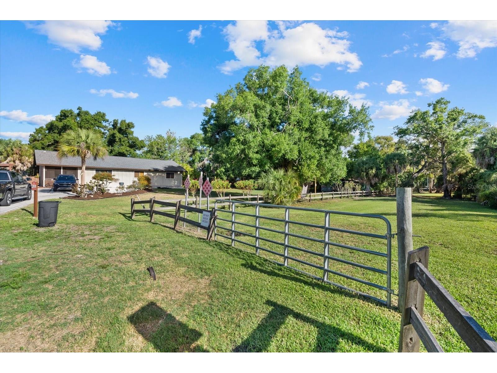 Lot 8 & 9 Nutmeg Avenue Sarasota FL 34231 A4694121 image5