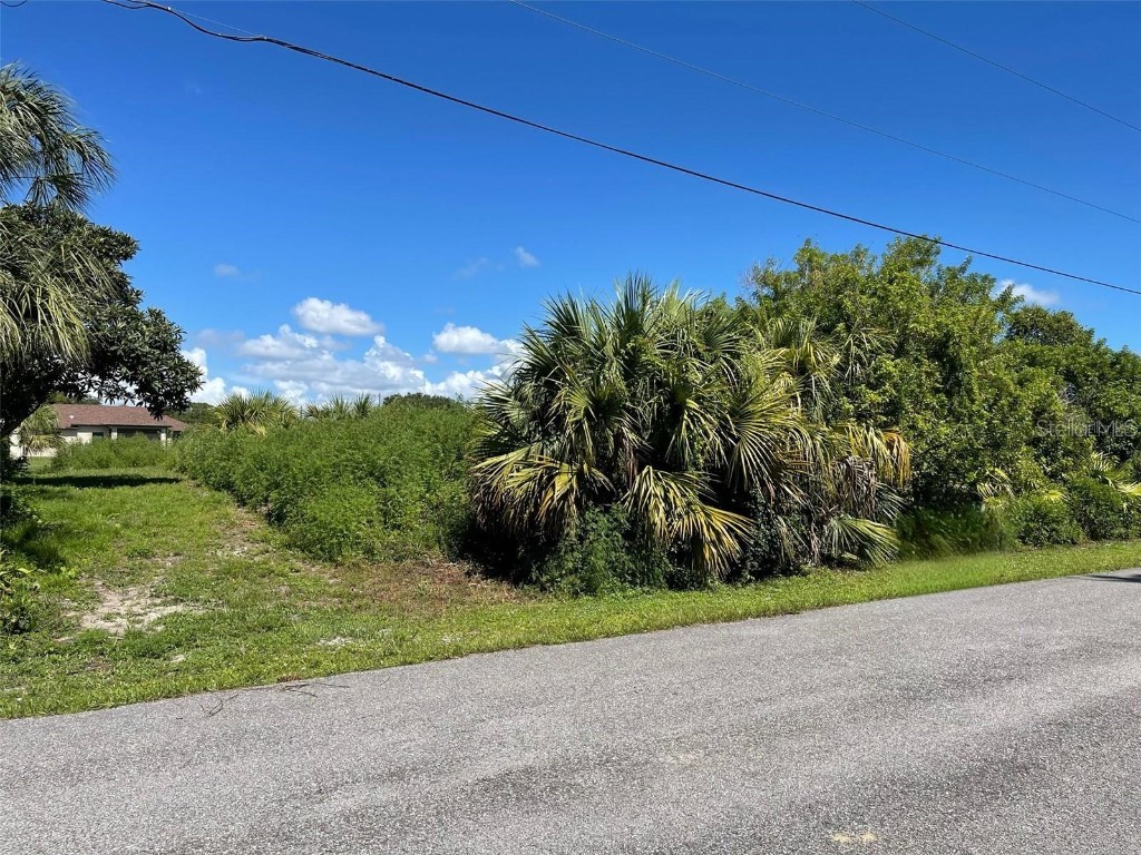 Lot 8 S Lipscomb Street North Port FL 34287 C7515998 image1