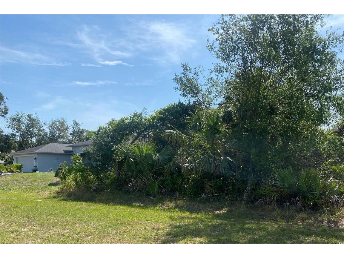 Lot 9 N Chamberlain Boulevard North Port FL 34286 A4568558 image1