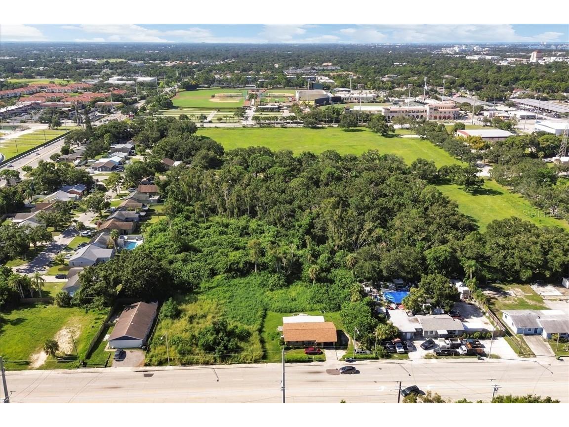 Lots 5 & 6 S Briggs Avenue Sarasota FL 34231 A4662390 image9