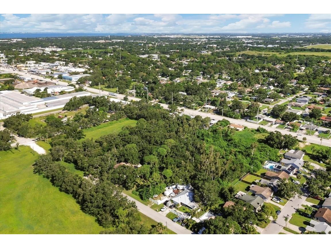 Lots 7 & 8 S Briggs Avenue Sarasota FL 34231 A4662391 image25