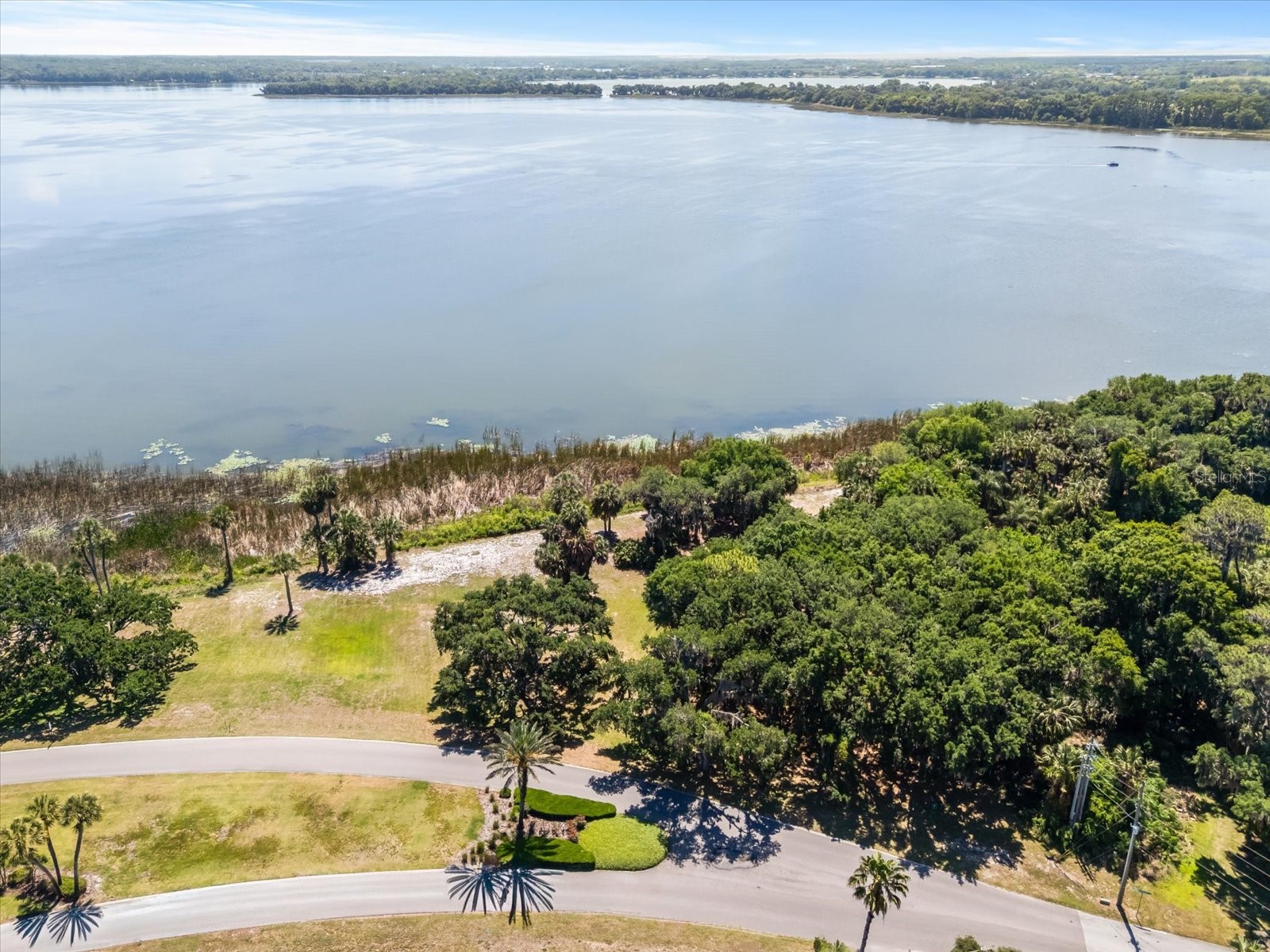 TBD Deer Island Road Tavares FL 32778 - LAKE BEAUCLAIR G5111268 image4