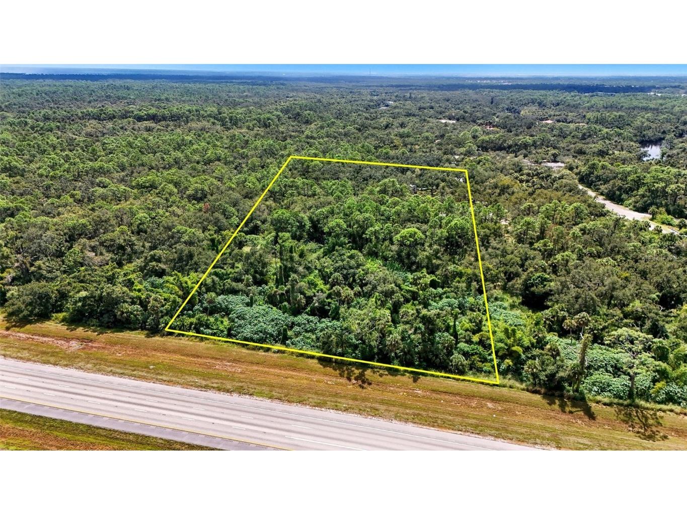 344 S Moon Drive Venice FL 34292 C7515786 image1