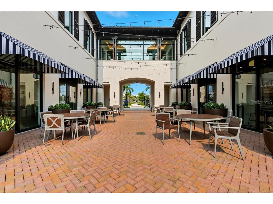 344 S Moon Drive Venice FL 34292 C7515786 image12