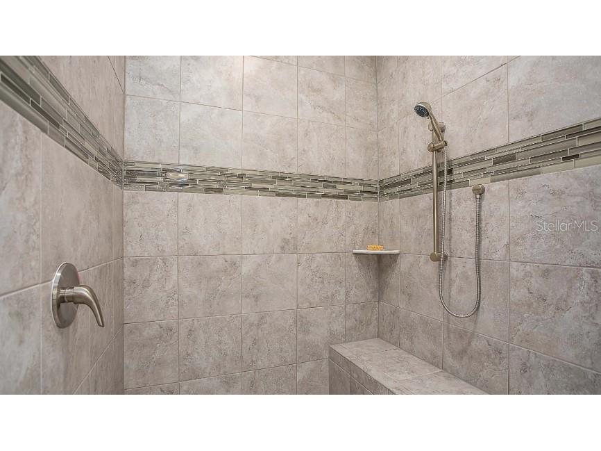 425 W Seminole Drive Venice FL 34293 O6345176 image15