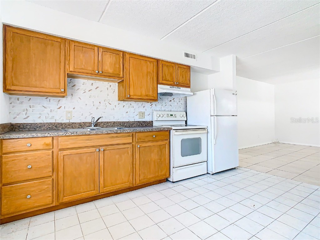 XX Michigan Court Saint Cloud FL 34769 O6271855 image22