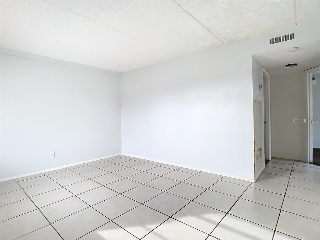 XX Michigan Court Saint Cloud FL 34769 O6271855 image66