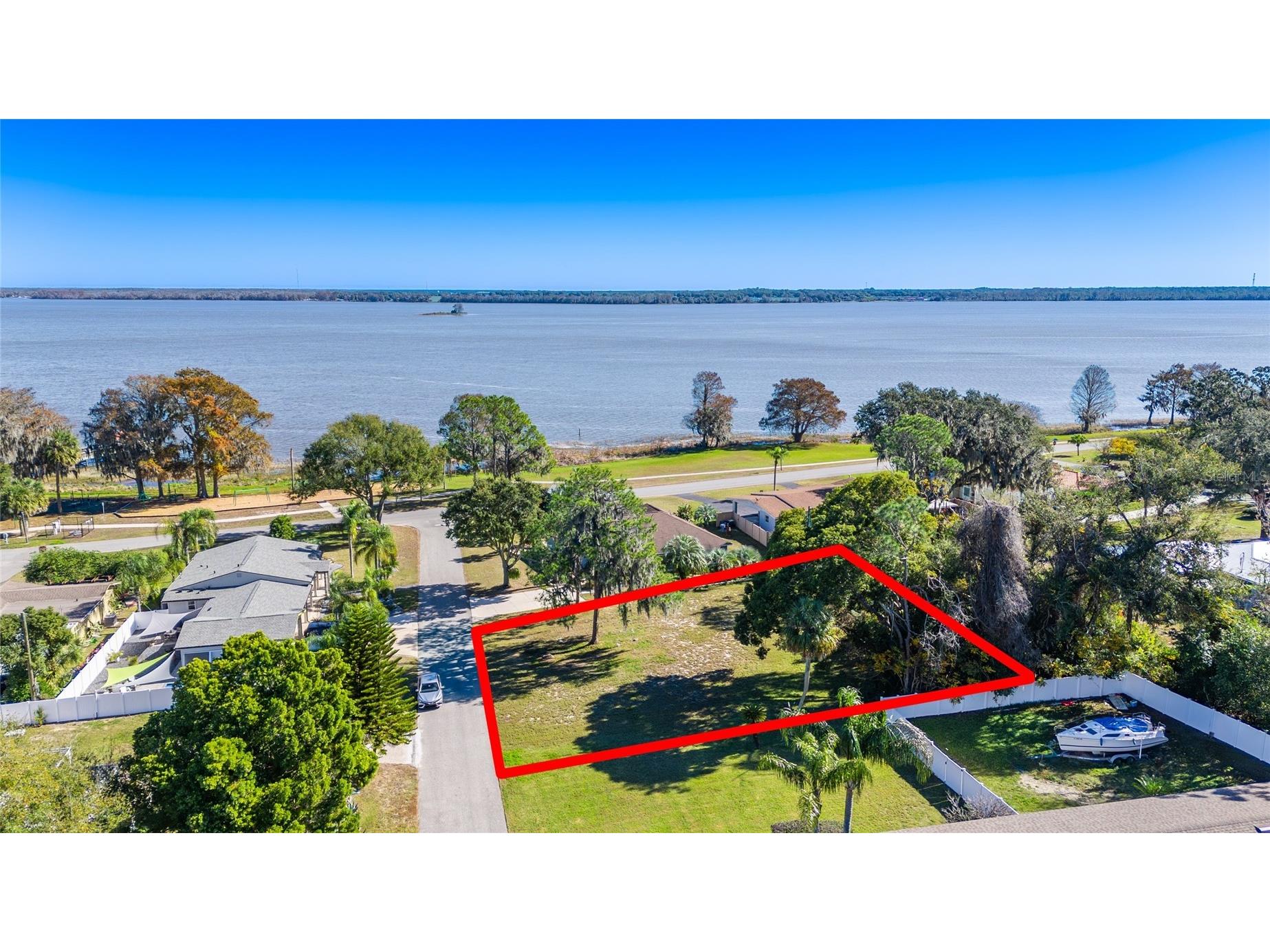 XXXX E Holly Street Howey In The Hills FL 34737 - LAKE HARRIS O6379413 image4