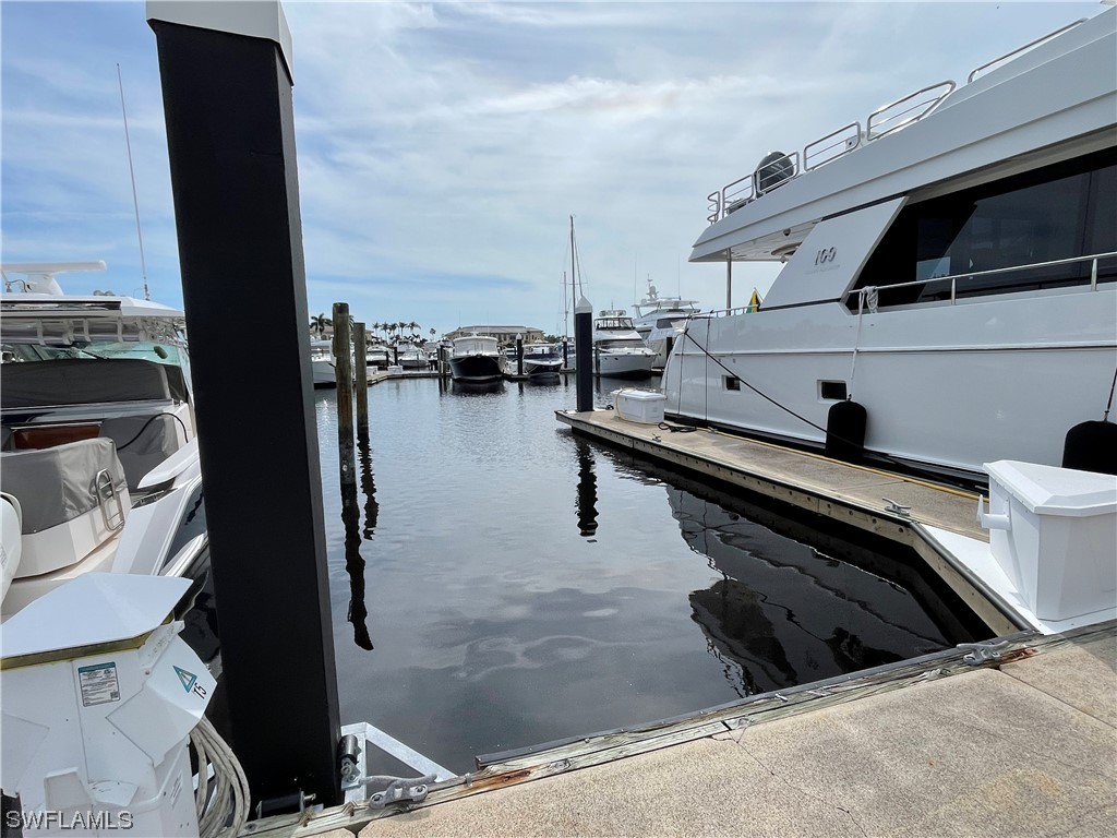 48' Boat Slip At Gulf Harbour F-15 Fort Myers FL 33908 224018404 image2