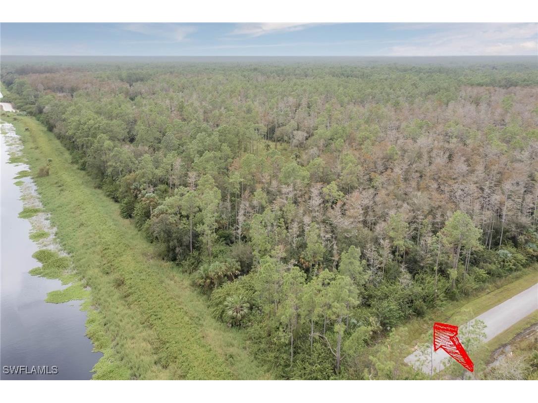 8th Avenue SE Naples FL 34117 225035862 image2