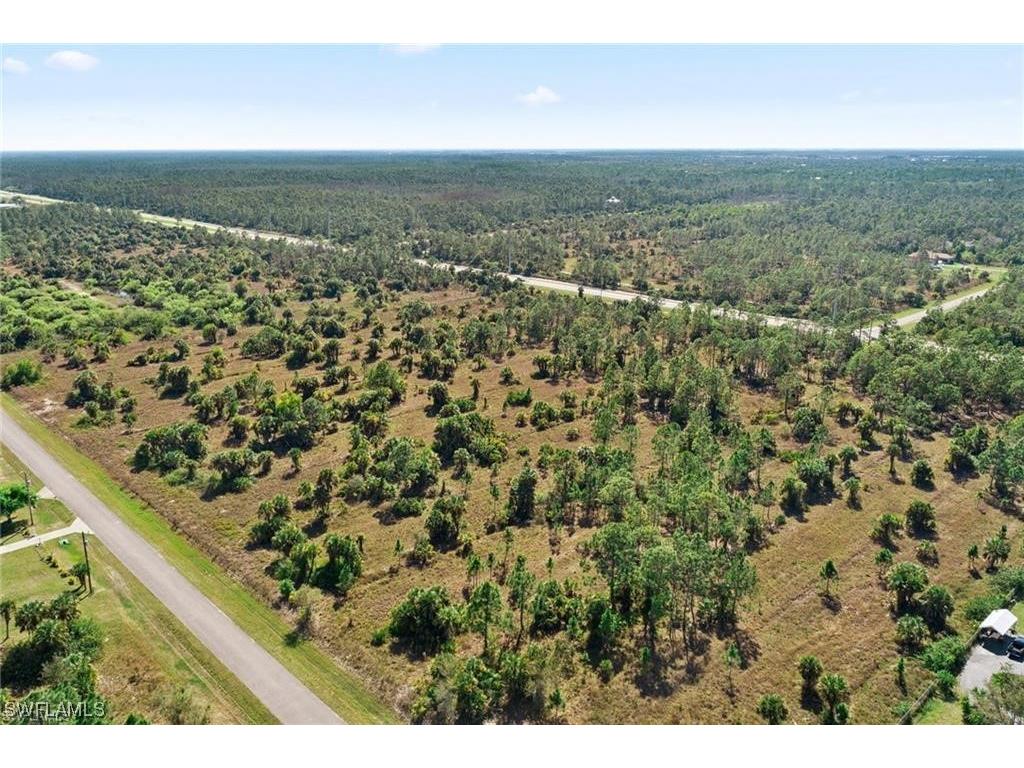 000 8th Street NE Naples FL 34120 223014100 image1