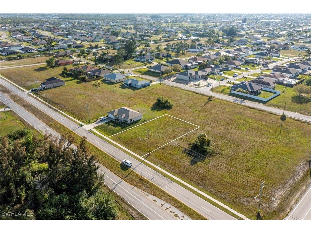 10 El Dorado Boulevard S Cape Coral FL 33991 225026739 image5