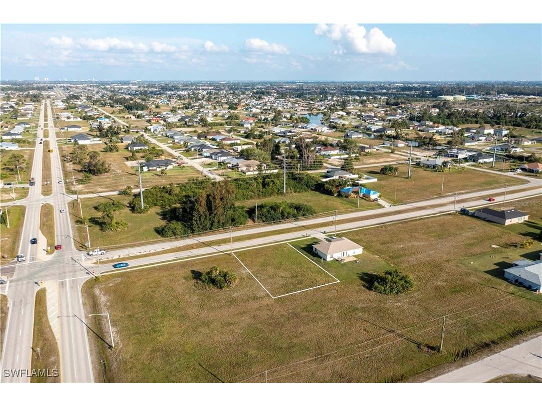 10 El Dorado Boulevard S Cape Coral FL 33991 225026739 image9
