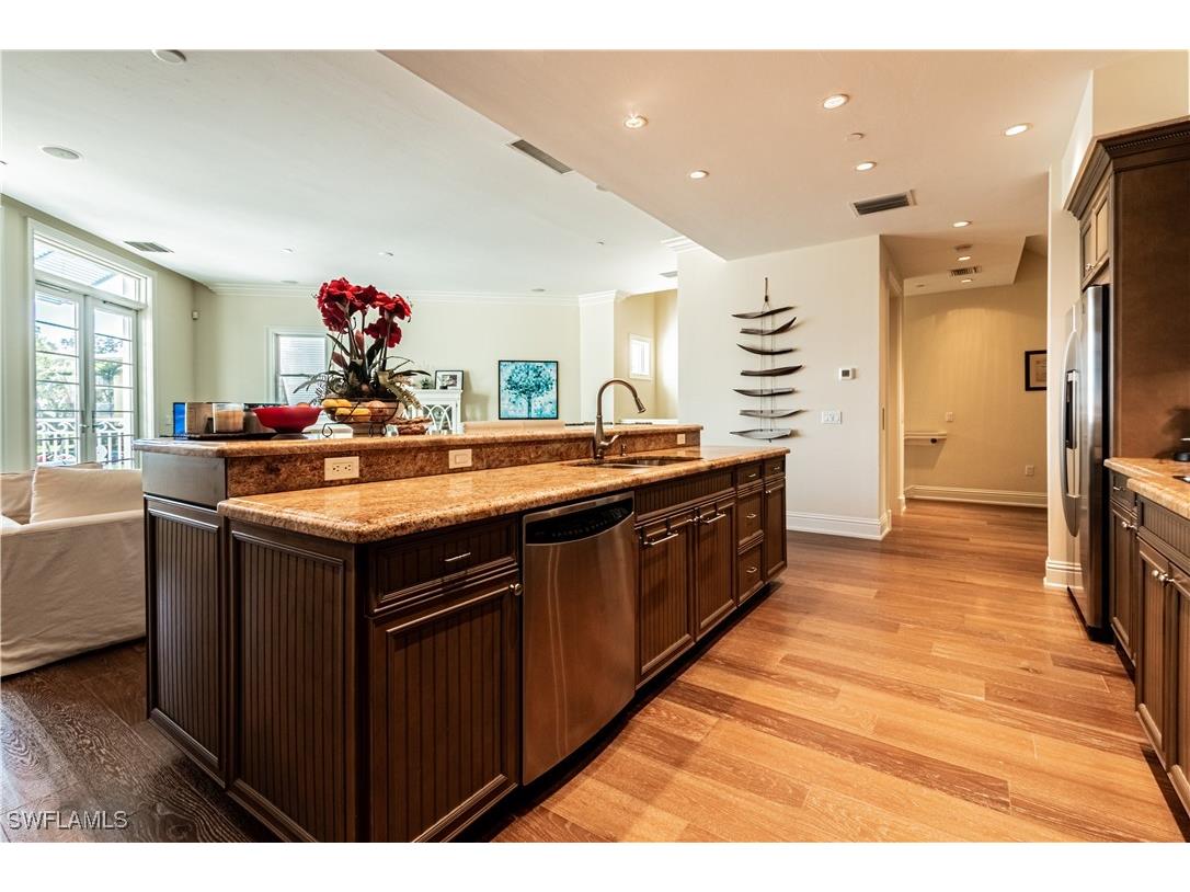 1001 10th Avenue S #F2 Naples FL 34102 225022012 image20