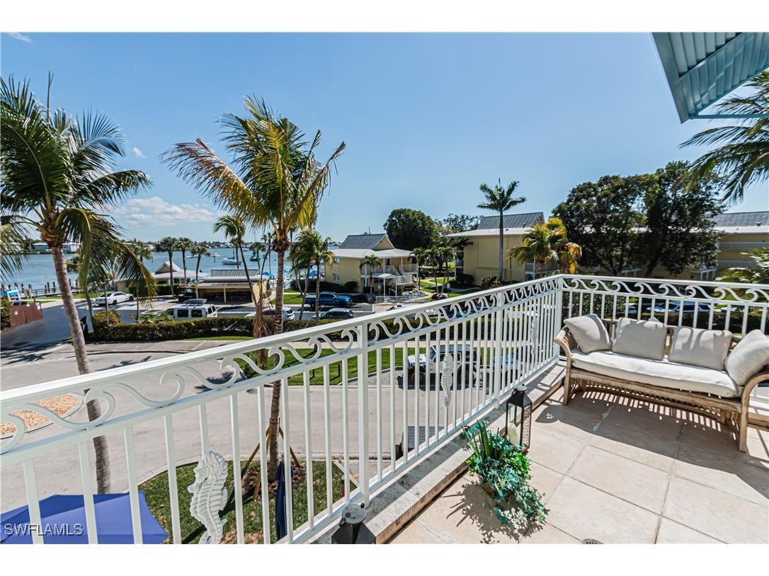 1001 10th Avenue S #F2 Naples FL 34102 225022012 image47