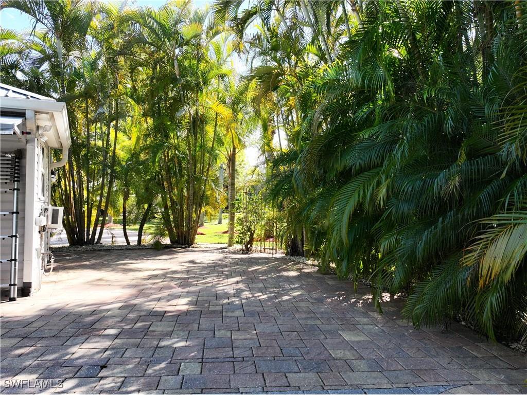 10019 Ramblewood Court Fort Myers FL 33905 225008554 image8