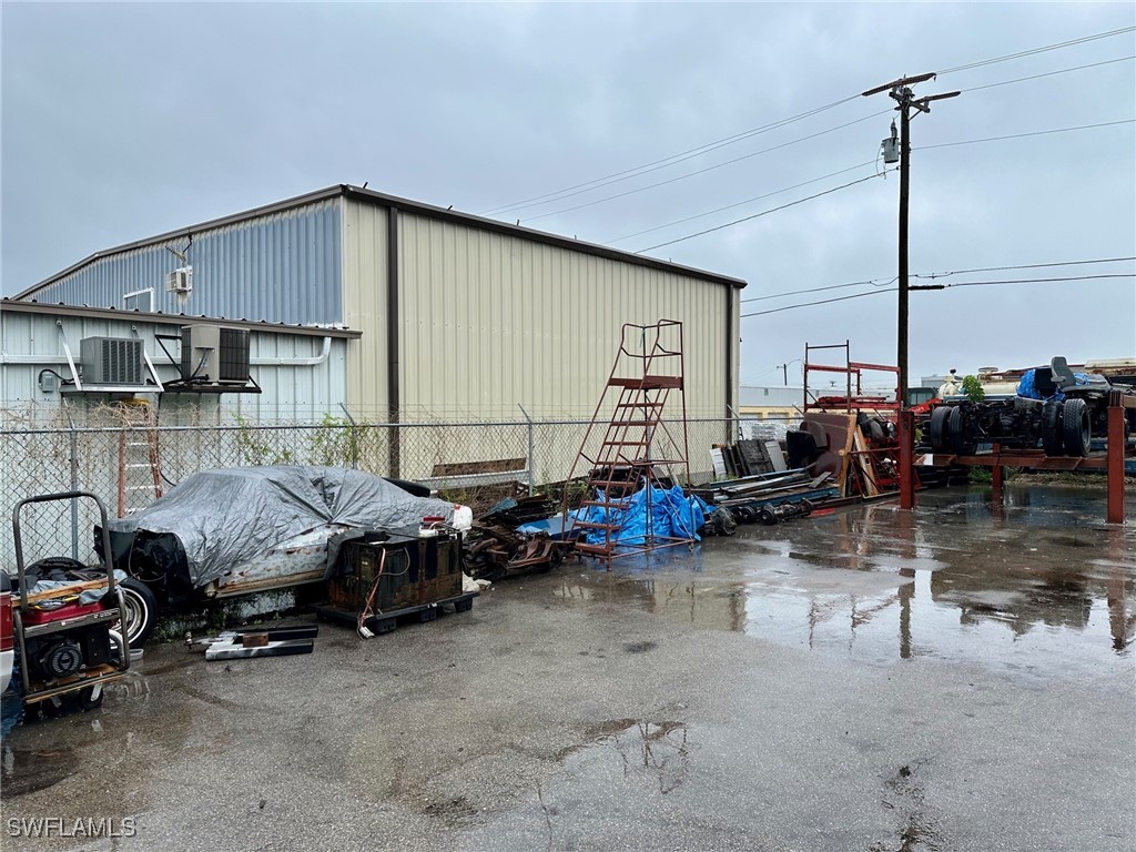 1002 SE 9th Street Cape Coral FL 33990 225048885 image13