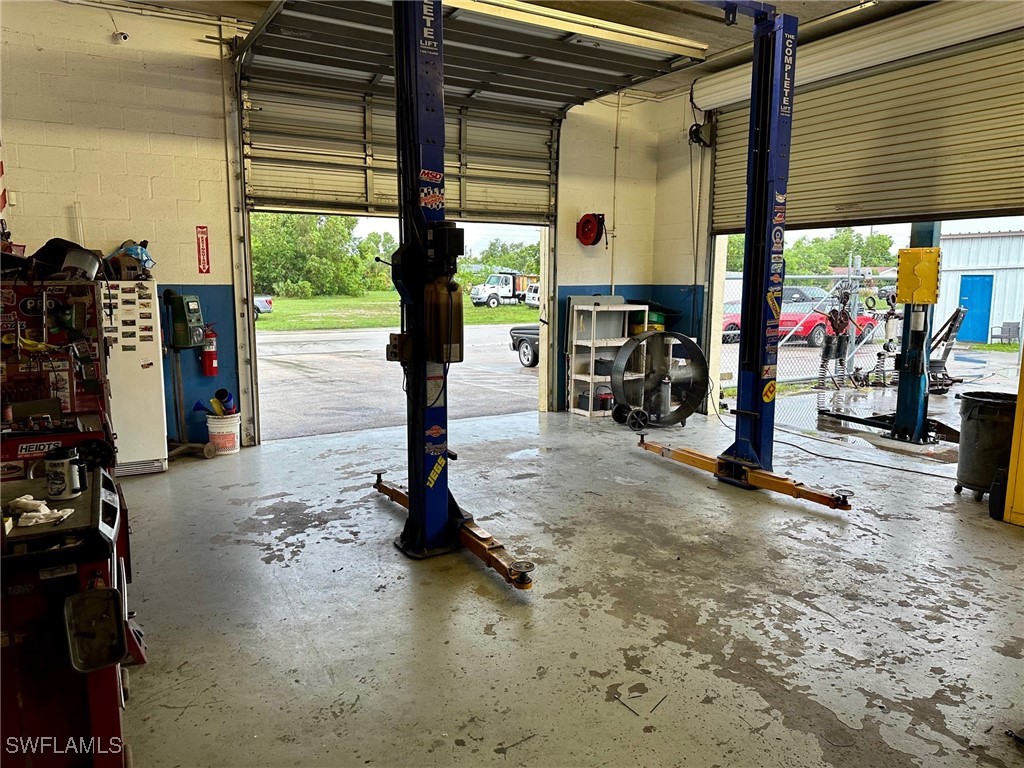 1002 SE 9th Street Cape Coral FL 33990 225048885 image16