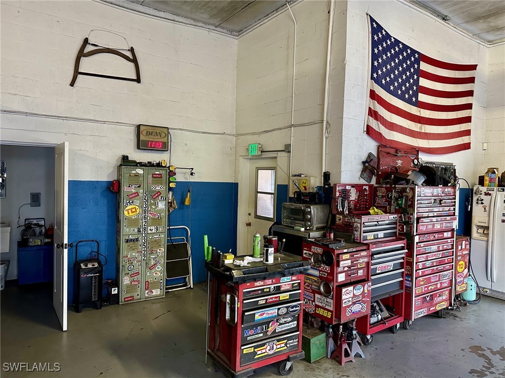 1002 SE 9th Street Cape Coral FL 33990 225048885 image18