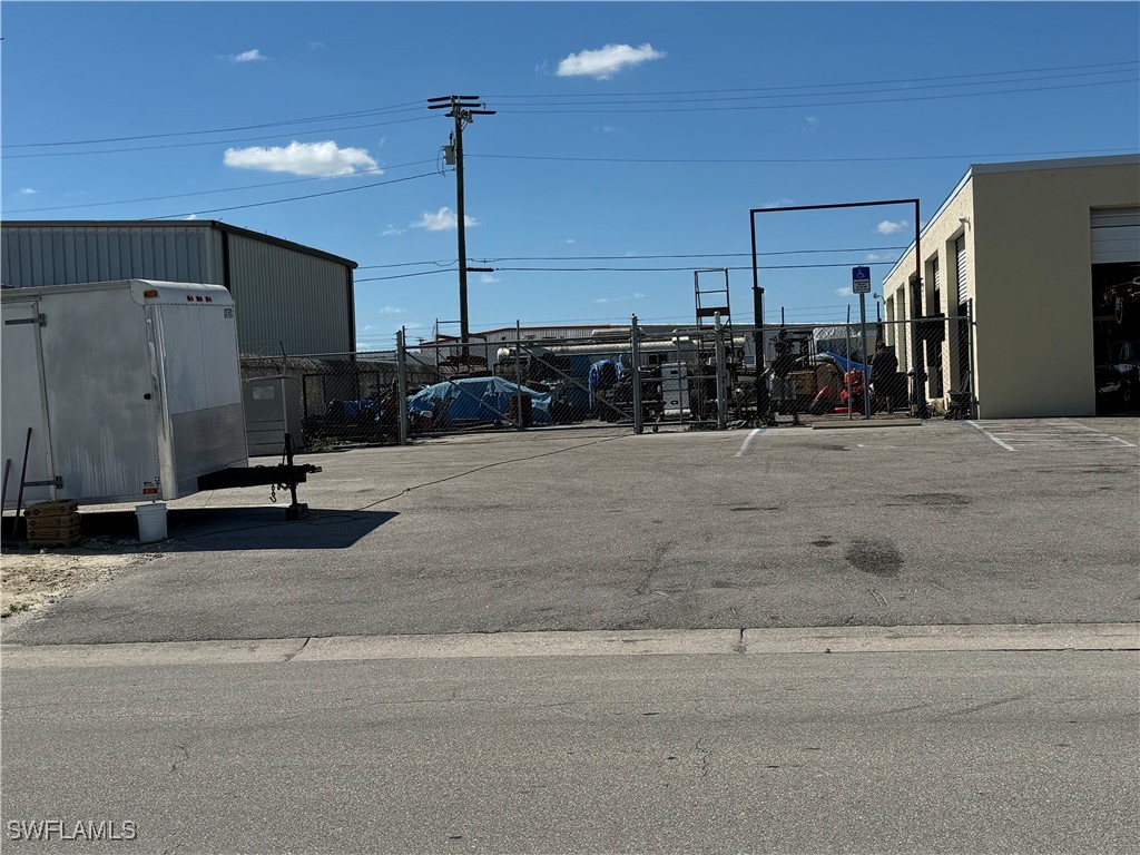 1002 SE 9th Street Cape Coral FL 33990 225048885 image2