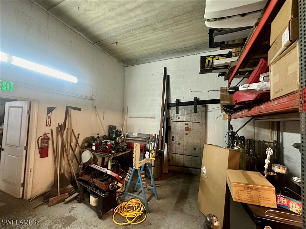 1002 SE 9th Street Cape Coral FL 33990 225048885 image27